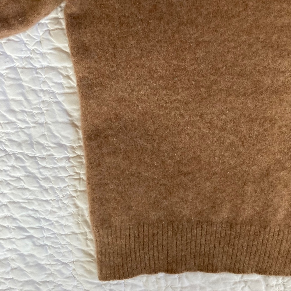 Reformation Cashmere Sweater Camel - Picture 11 of 13